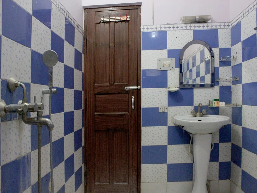 OYO 6841 Home Stay near Boring Road
