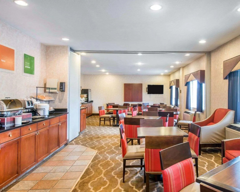 Comfort Inn North - Air Force Academy Area