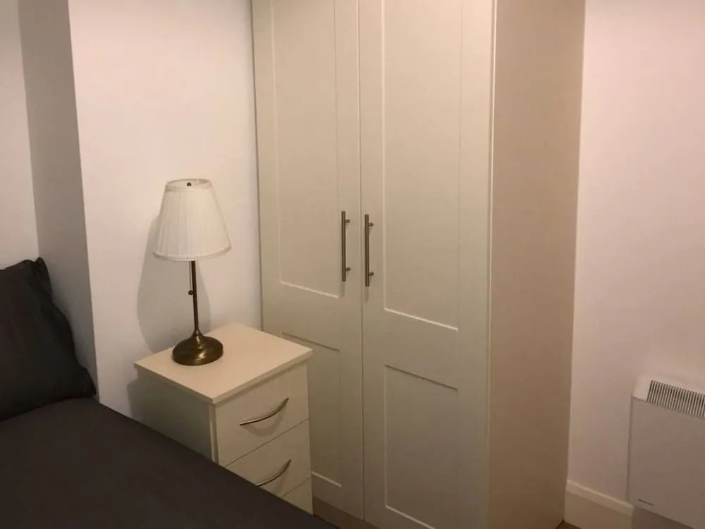Charles St Serviced Accommodation