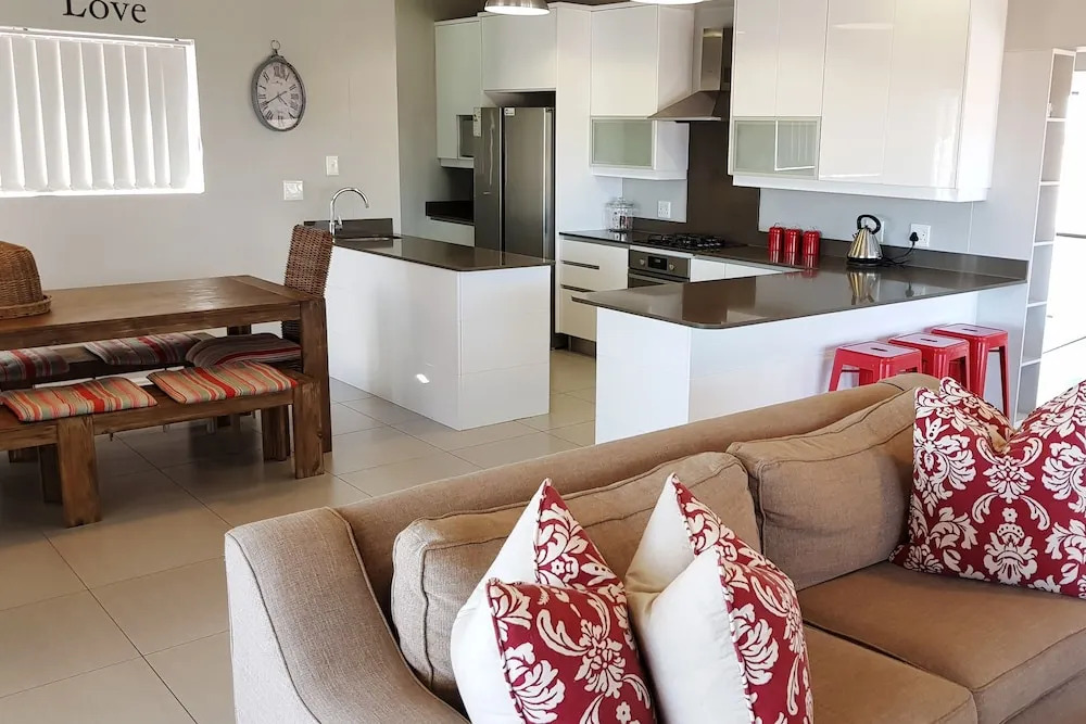 8 Aquila Covo Self catering