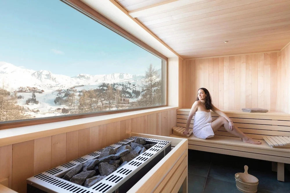 Apartment With Access to Infrared Sauna