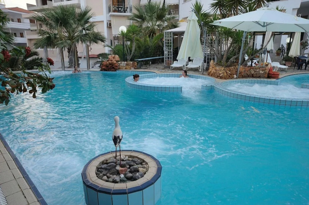 Kentrikon Hotel & Spa