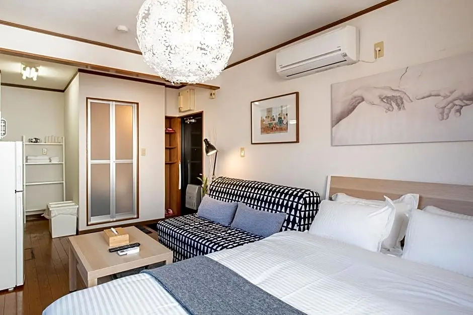 Uhome Ueno Apartment 4