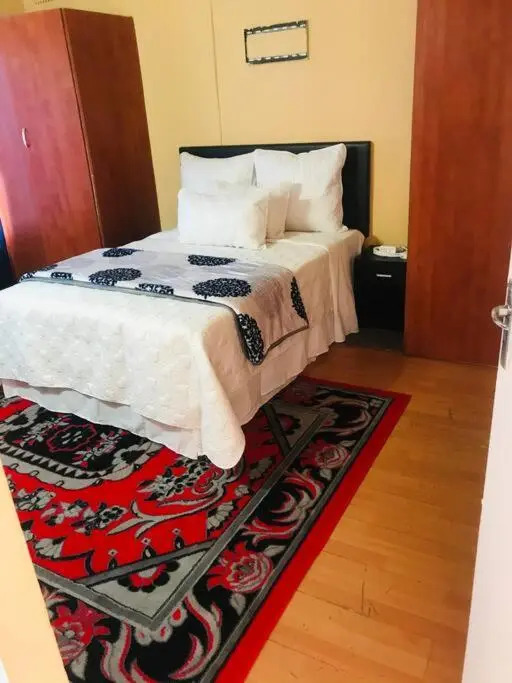 Stunning 2 bedroom guesthouse available