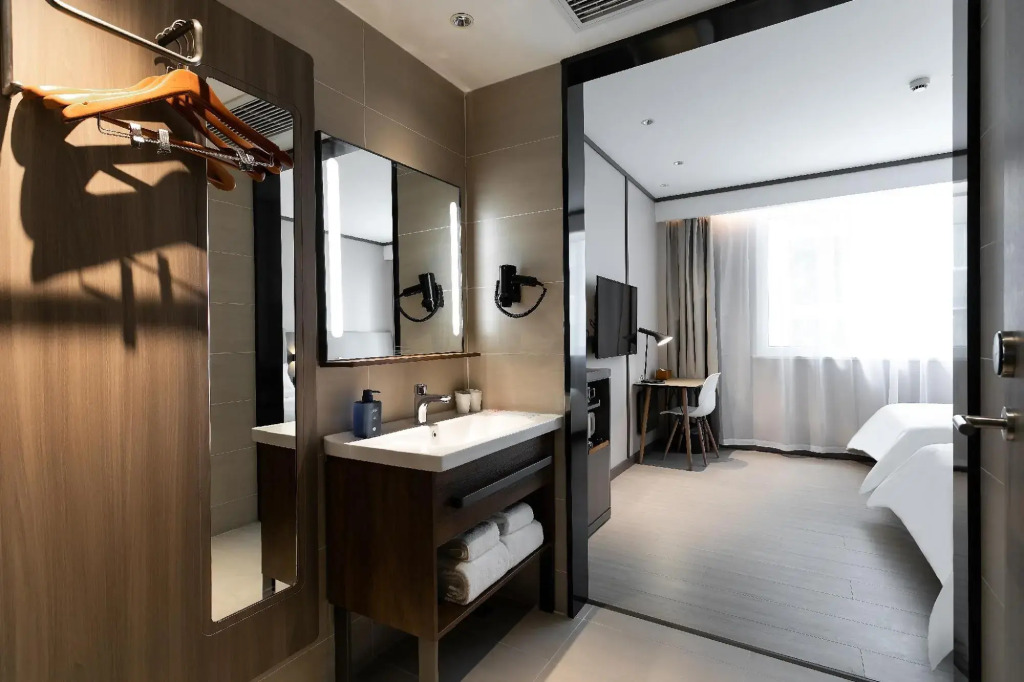 HanTing Hotel (Wuxi Chaqiao Shanyun Street)