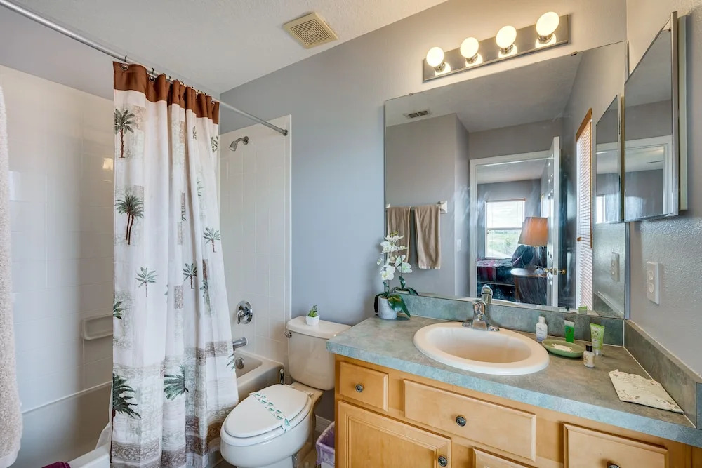 Luxe Davenport Home: Private Pool, Resort Perks!