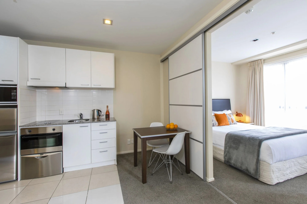 Quest on Queen Serviced Apartments