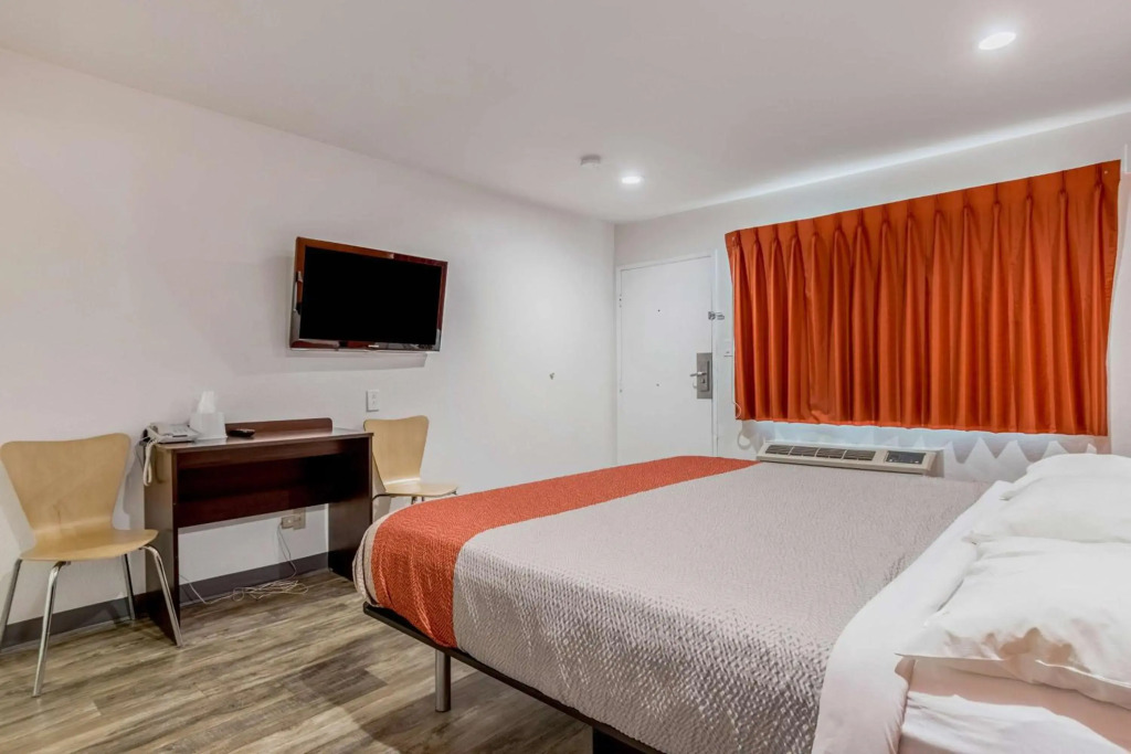 Motel 6-Barstow, CA - Route 66