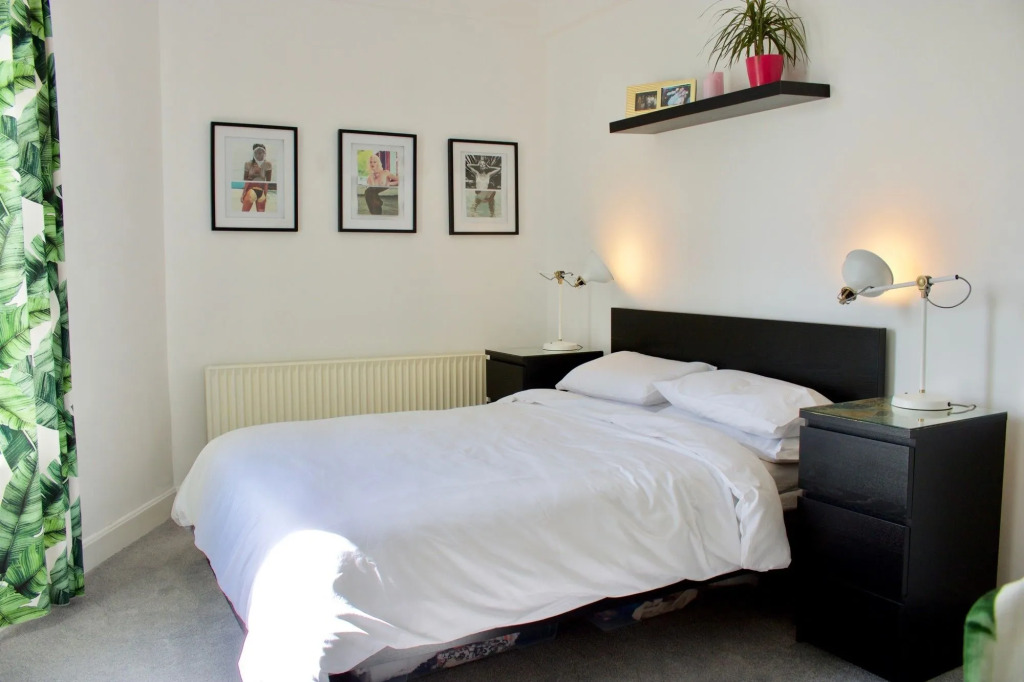 2 Bedroom Apartment Near Murrayfield