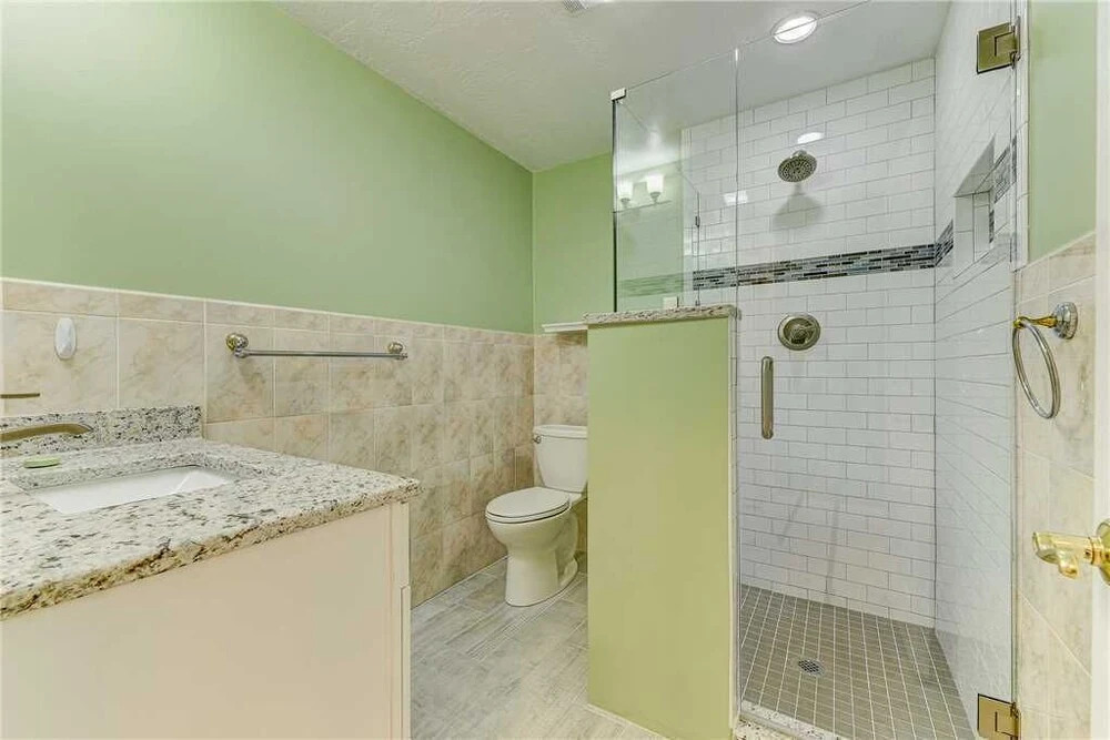 Island Retreat, Beach Front, 4 Bedrooms, Sleeps 12