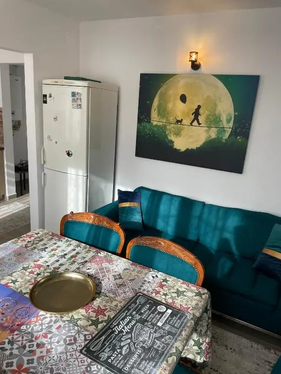 Mary's Apartment