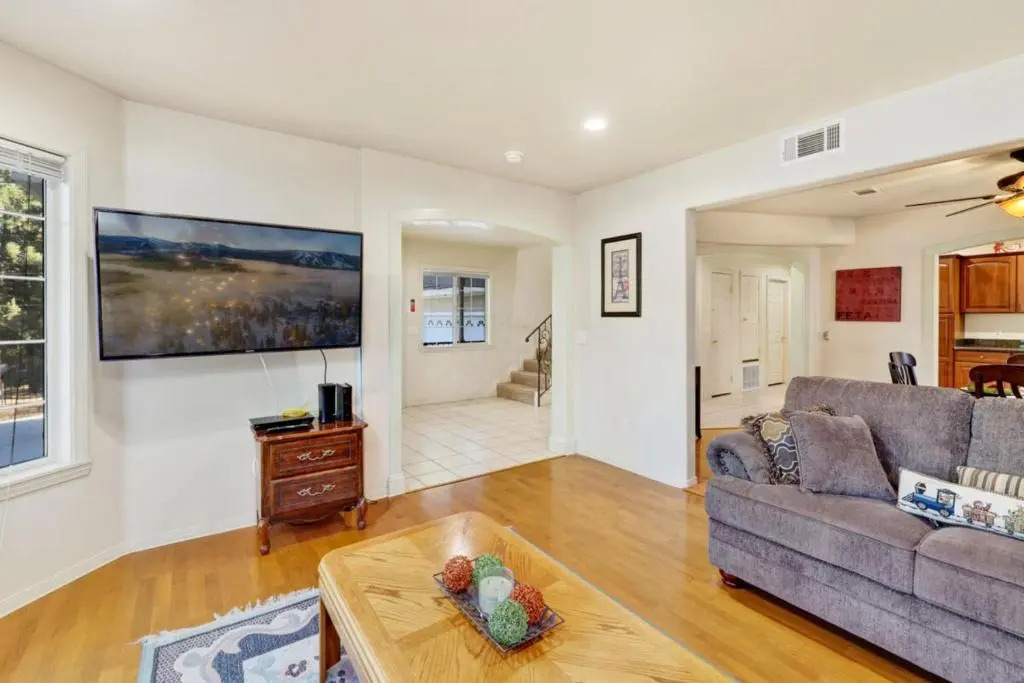 Mockingbird Getaway #2091 by Big Bear Vacations