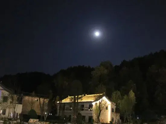 Zunyi Yipin Yangzun  Hotel