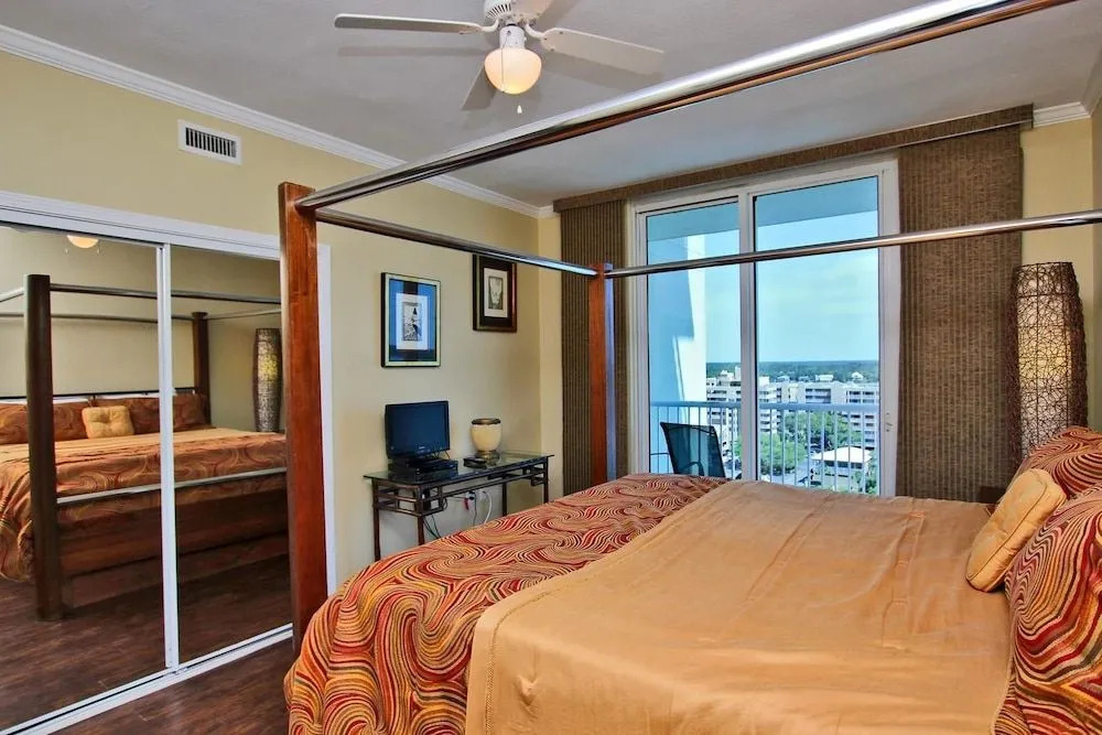 Sanibel 1007 - 3 Br condo