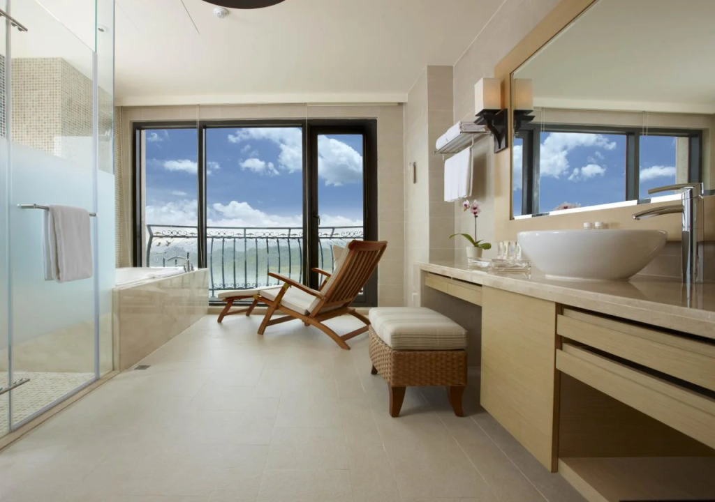 E-Da Royal Hotel