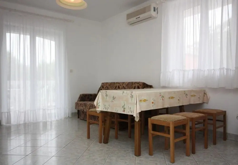 Vese - 100 m From Beach - A1