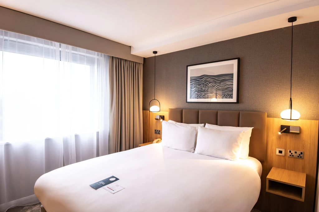 Crowne Plaza London - Gatwick Airport by IHG