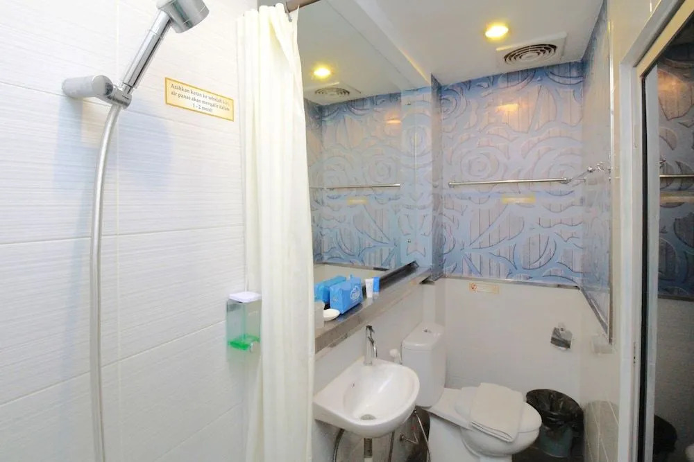 Airy Thamrin Gandhi Medan