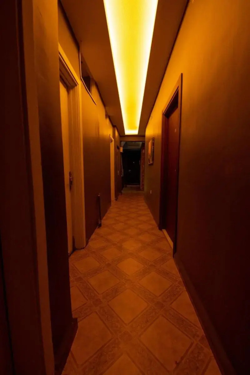 Evin Suit Hotel