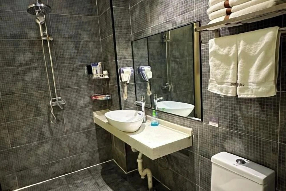 Shankee Hotel