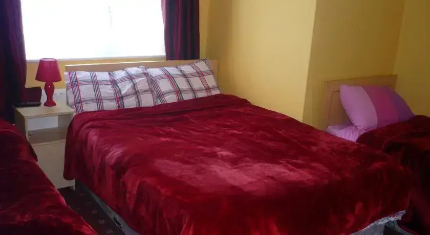 Deacys B&B