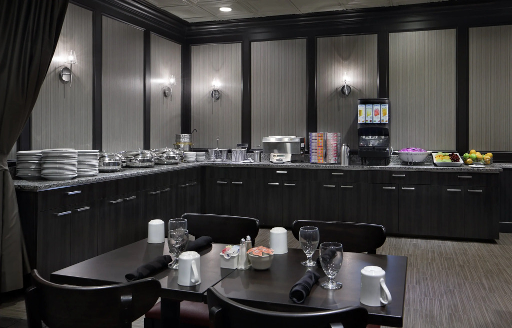 Holiday Inn Boston - Cambridge Area by IHG