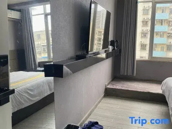 Shemo Hotel (Haikou Friendship Sunshine City)