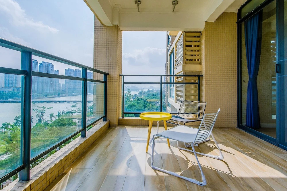 Locals Boutique Apartment Huafa Plaza 12