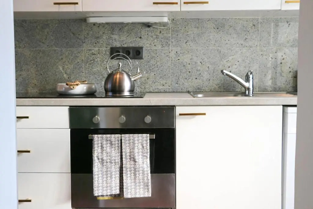 Charming Apartment: only 10 Minutes to the Center