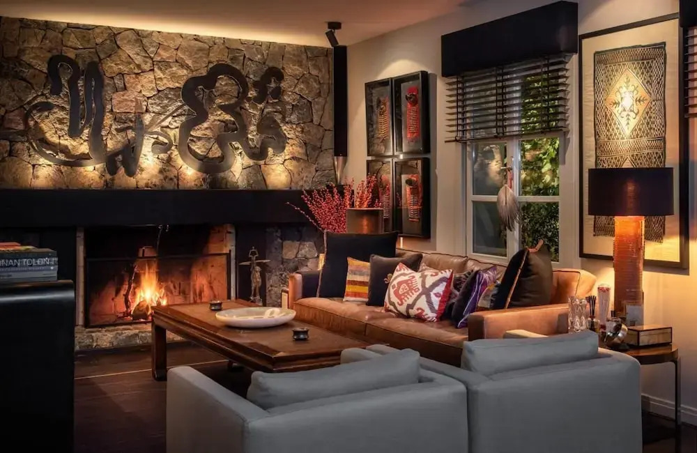 Enchanting 22 000m2 Property and Elegant 5 Bedroom Manor