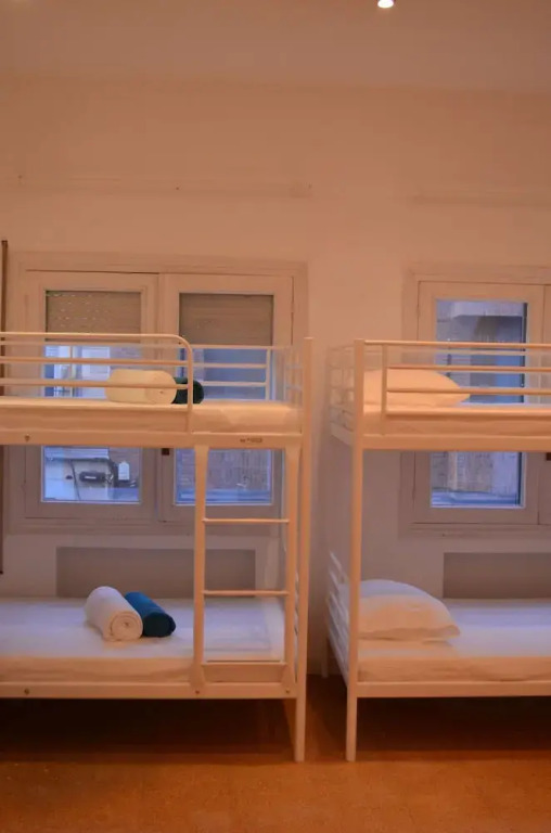 Hostel 18