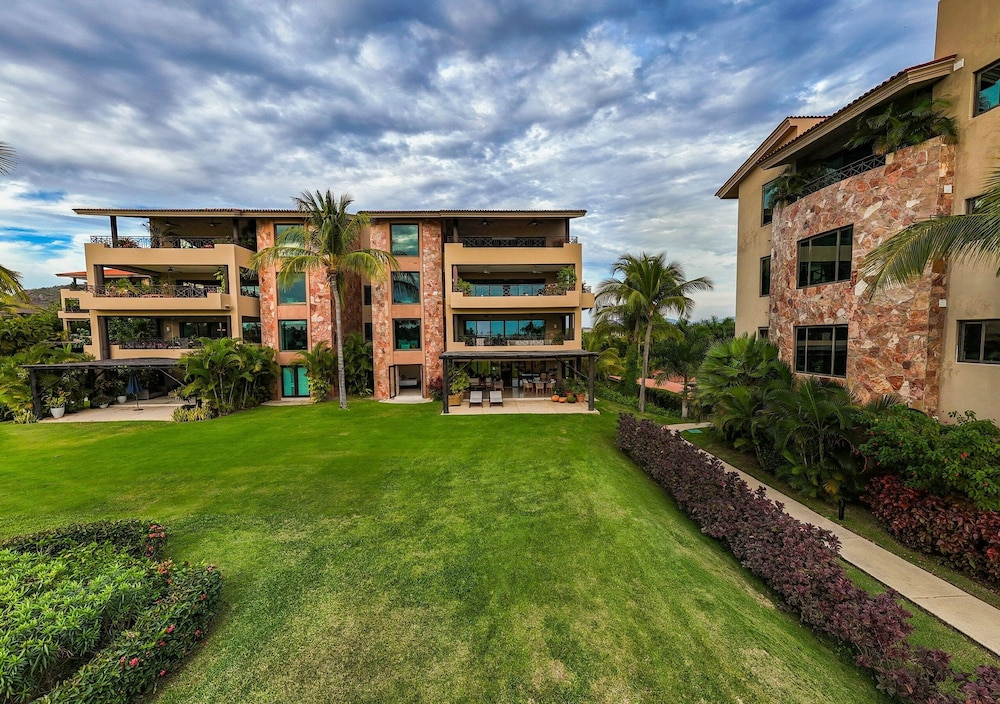 Punta Mita 4BR Golf Course Views
