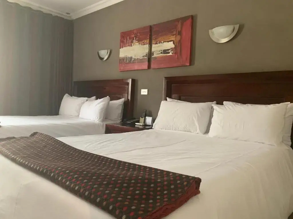 Royal Hotel