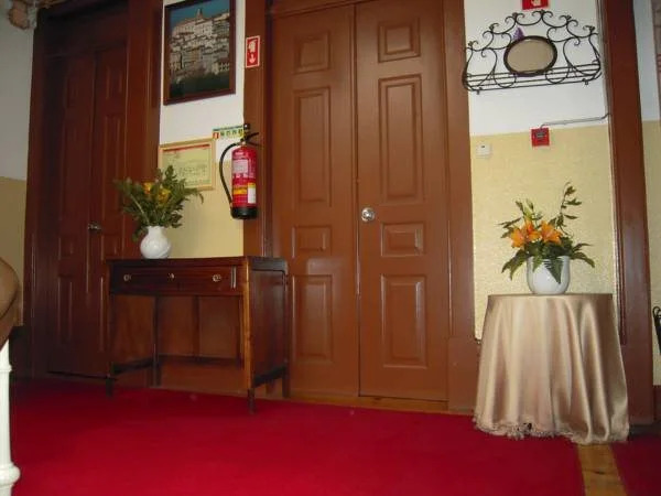Guesthouse Lusa Atenas