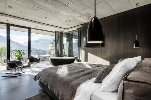 Apartment 7