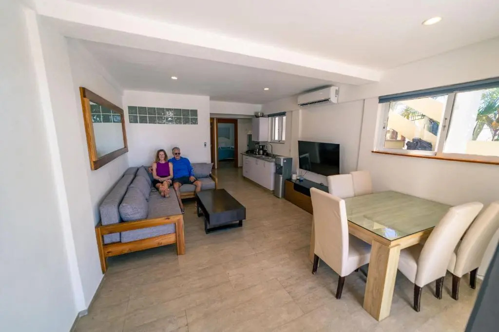 KITE BEACH Oceanfront LUXURY 2 BEDROOM - Patio by pool 100Mbps
