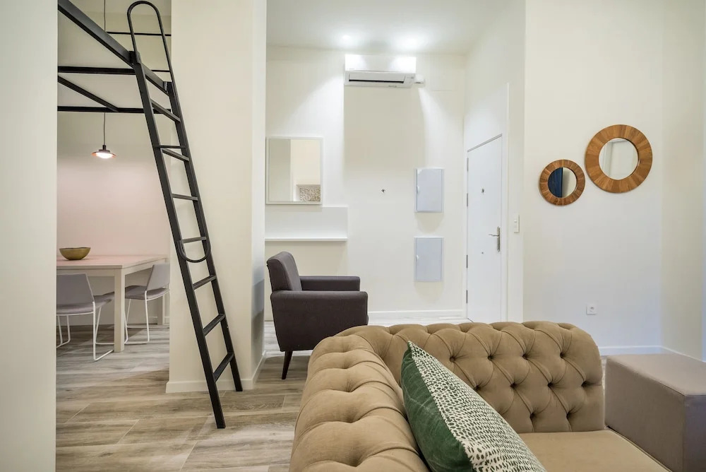 Apartamentos Velázquez