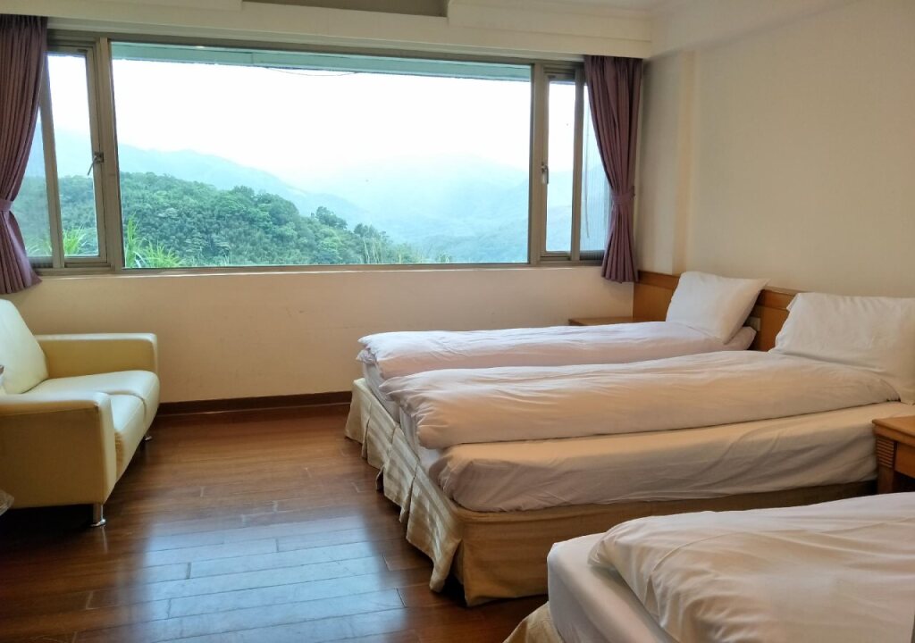 Jiaobanshan Fuxing Youth Activity Center