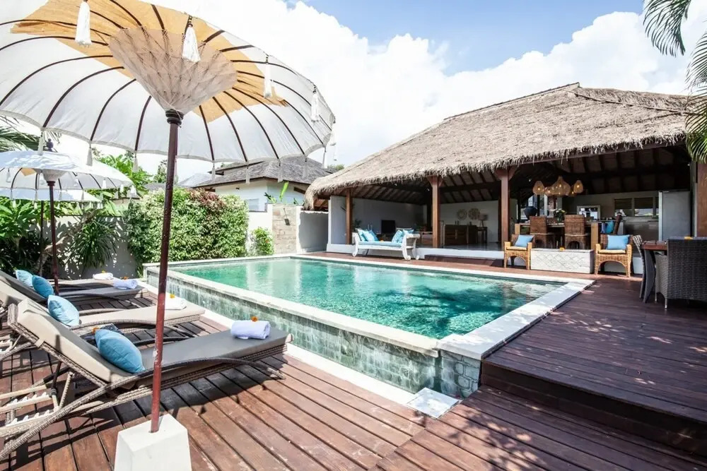 Villa Kimaya - 5-bed Berawa Luxury Villa with complimentary pool fence