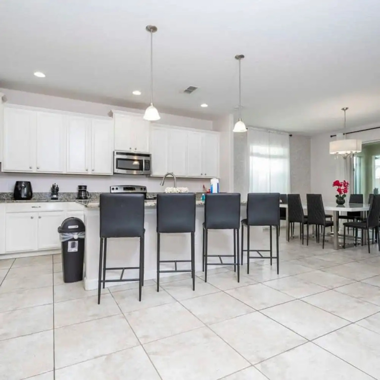 2934 Perfect 5BD for Your Vacation