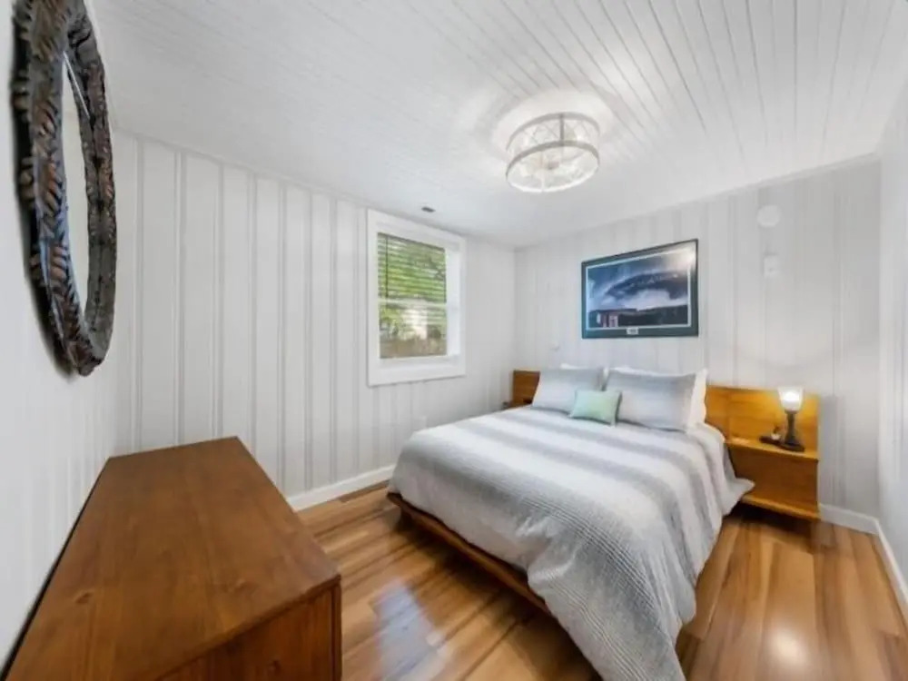 Lil Pearl 2 Bedroom Bungalow by RedAwning