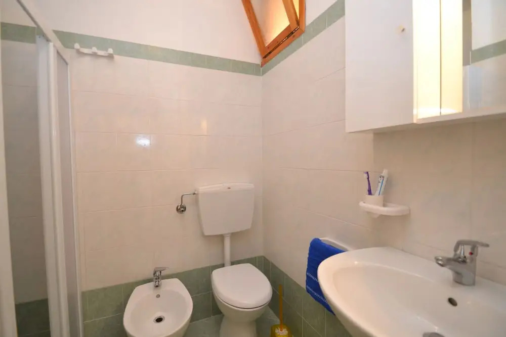 Luminous Apartment Just Next to the Beach