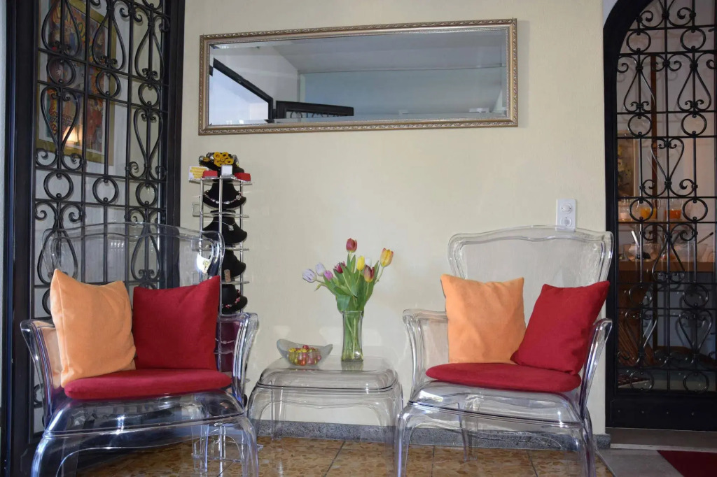 Villa Siesta, Park & Pool Living