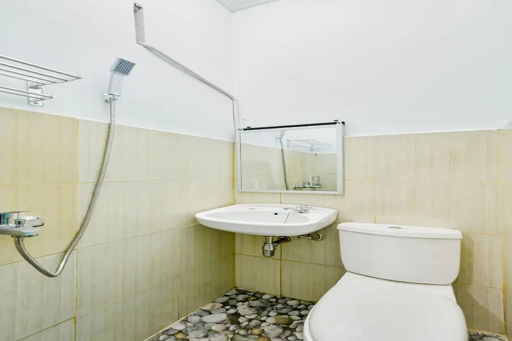 Vandolia Guest House Mitra RedDoorz