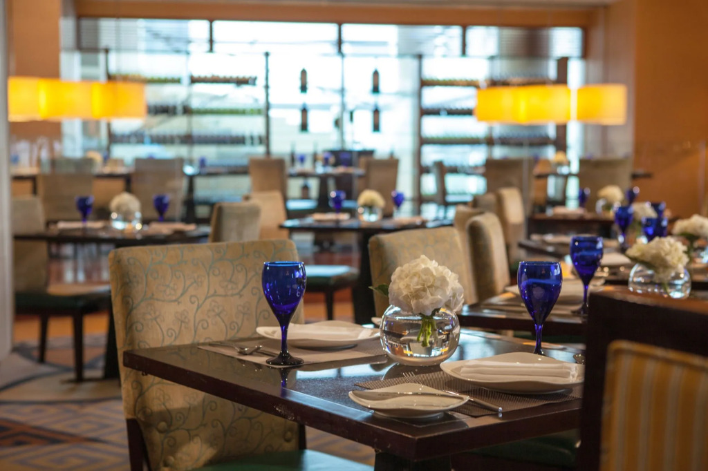 Renaissance Wuhan Hotel