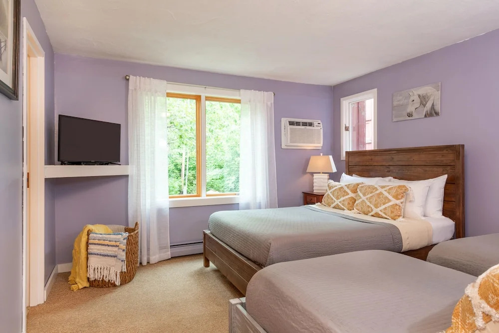 White Horse Lodge