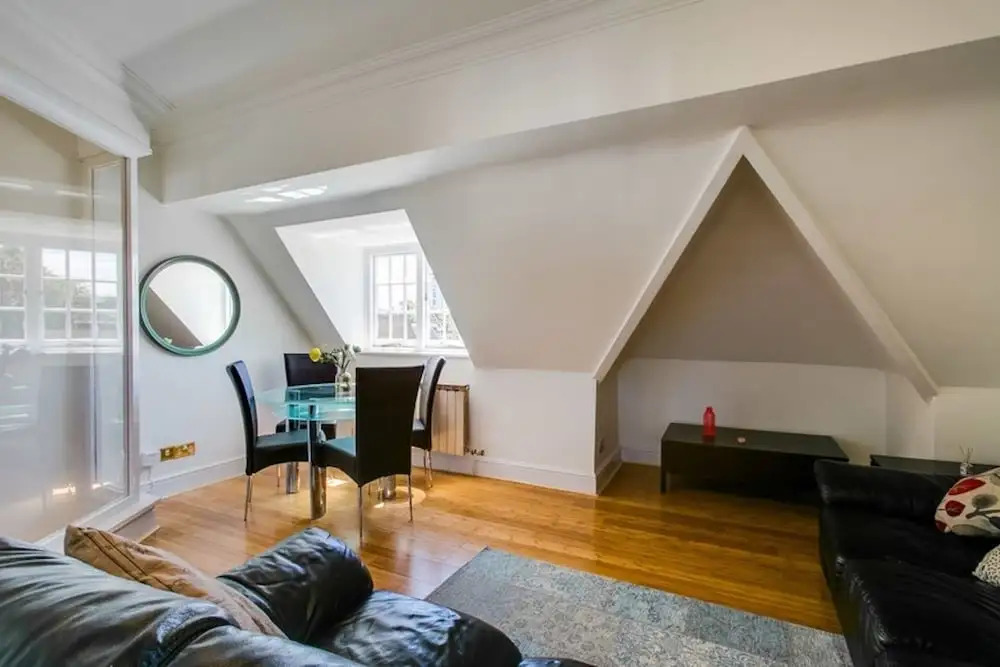 Quirky and Social 3 Bedroom Flat