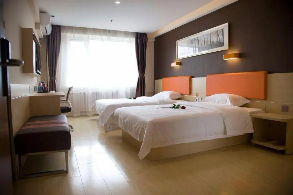 7 Days Premium (Jiaozuo Renmin Road Normal College)