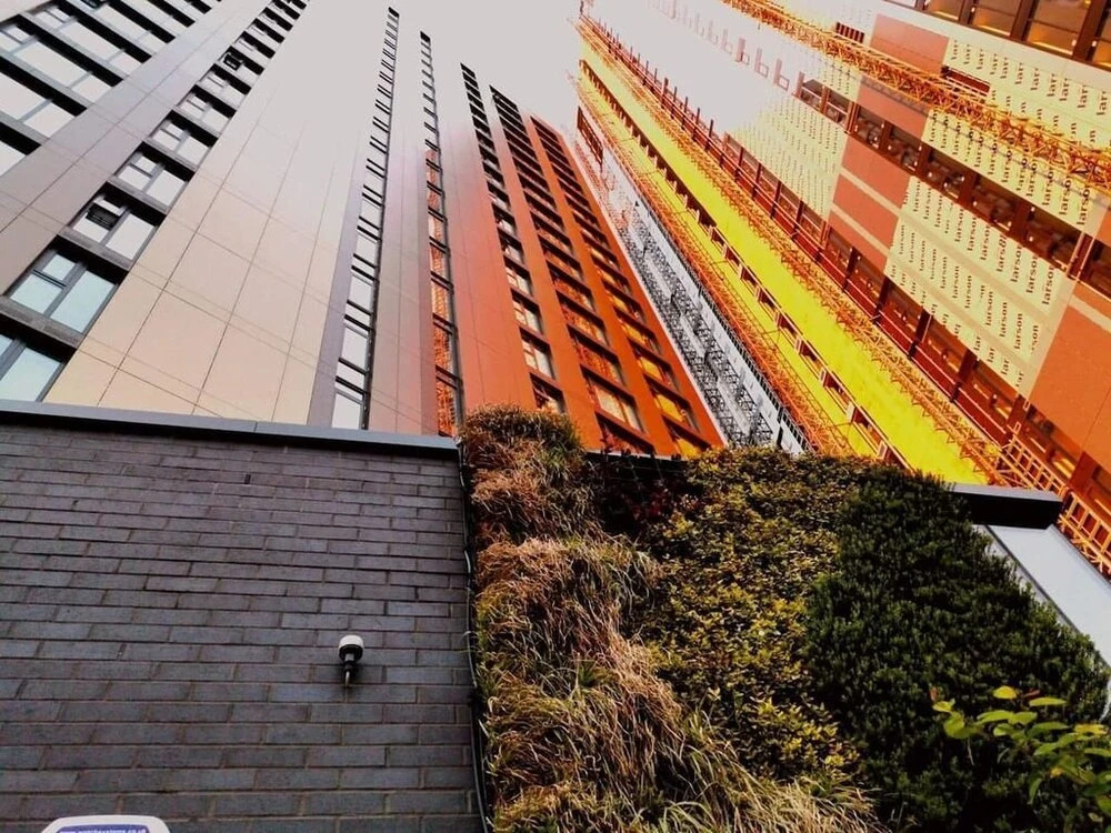 A Modern Studio With Great City Views - 17th Floor, City Views & 2 Minutes to Canal