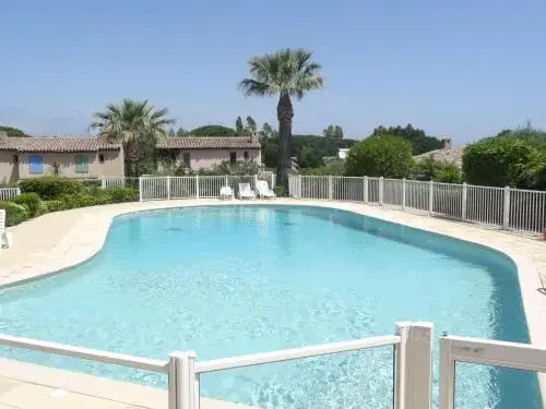 Holiday Home Les Parcs de Gassin.5